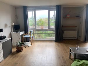 Photo 32- click for photo gallery